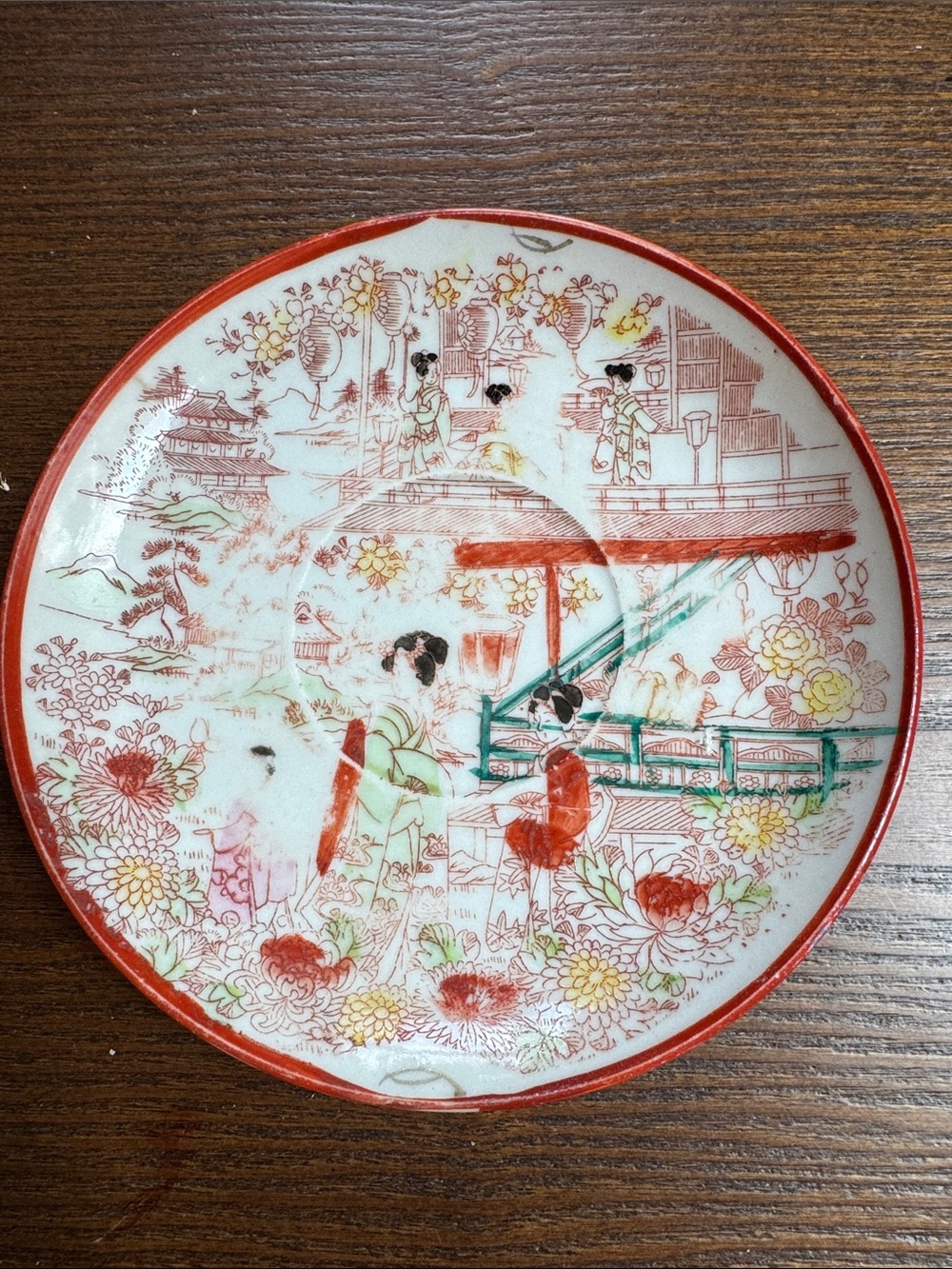 Vintage Geisha saucer in Red and Green 5.5”